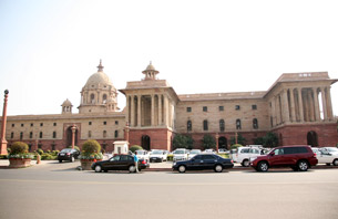 चित्र:South-block.jpg