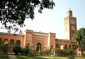 चित्र:Moorish-Mosque-Kapurthala.jpg