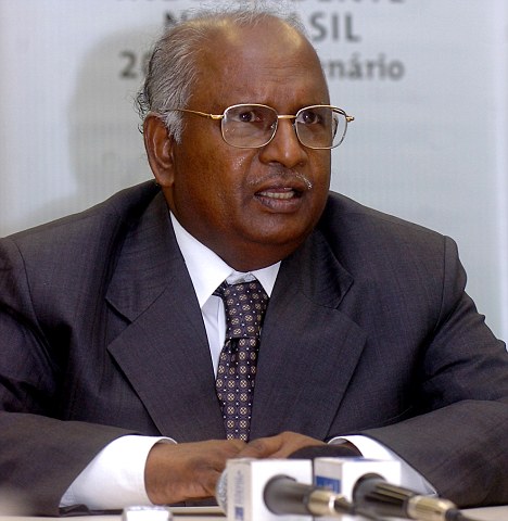 चित्र:K-G-Bbalakrishnan.jpg