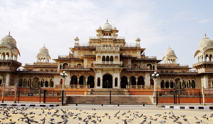 चित्र:Ram-Niwas-Bagh-Jaipur-1.jpg