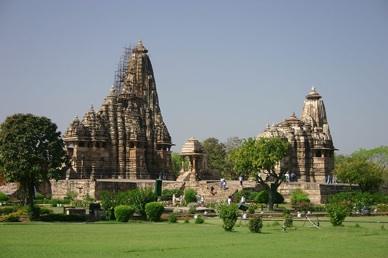 File:Khajuraho-Temple-10.jpg