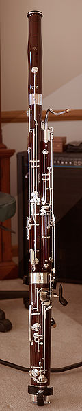 चित्र:Bassoon.jpg