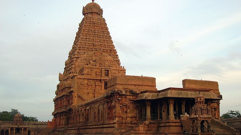 File:Brihadeeshwara-Temple-Tanjore.jpg