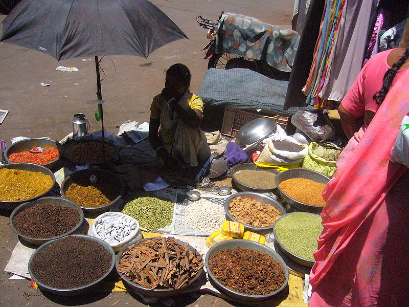 File:Ranjit-Road-Market-Jamnagar.jpg