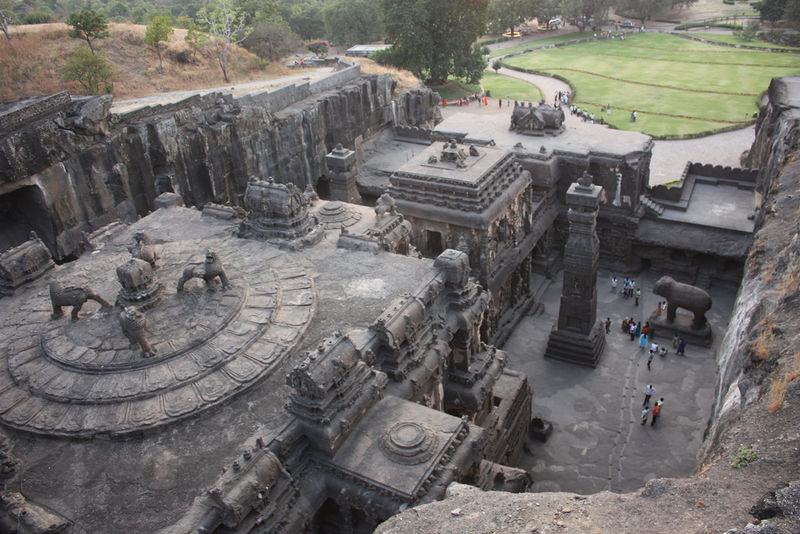 File:Kailash-Temple-Ellora-4.jpg