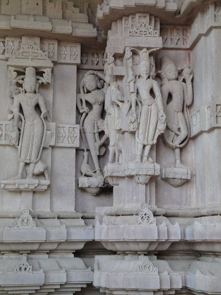 File:Mandore-Garden-Jodhpur-2.jpg