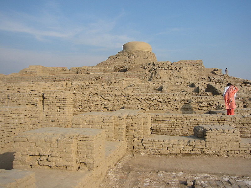 File:Buddhist-Stupa-Mohenjo-Daro.jpg