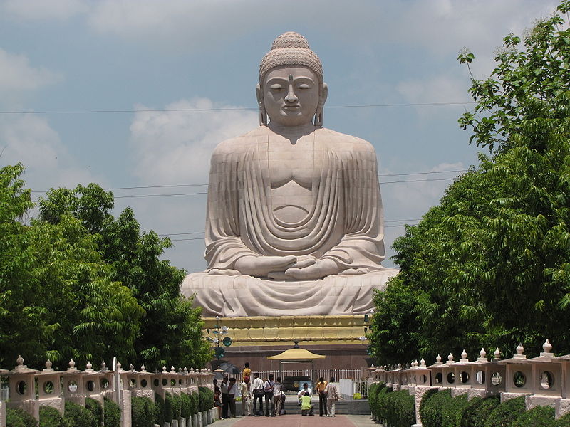 File:Buddha-Statue-Bodhgaya-Bihar-2.jpg