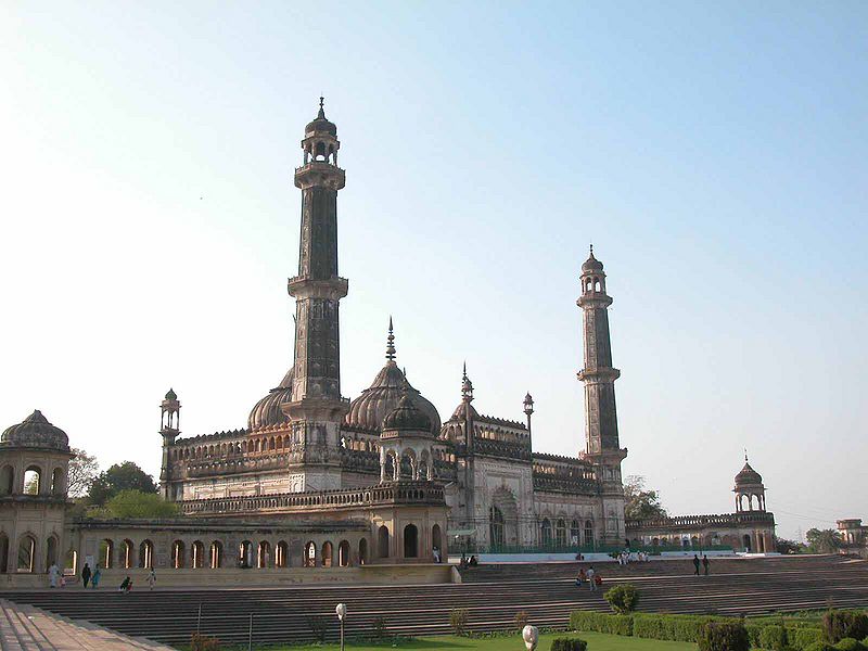 File:Bara-Imambara-Lucknow-3.jpg