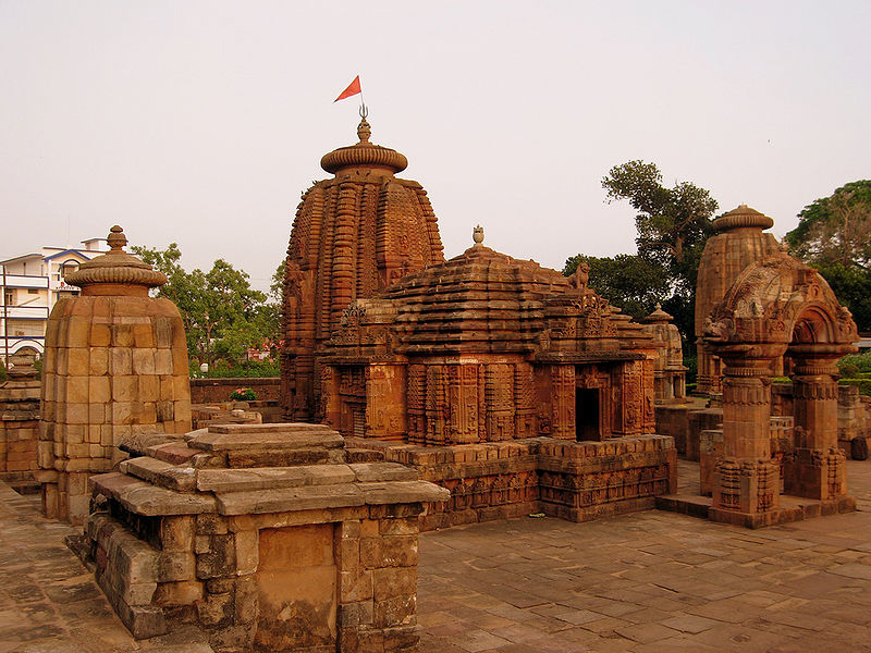 File:Mukteshwar-Temple-1.jpg