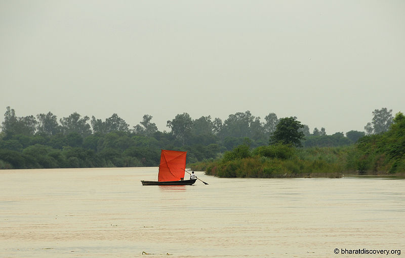 File:Yamuna-surkuti.jpg