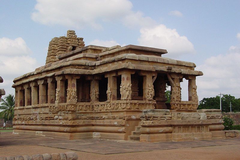 File:Durga-Temple-Aihole.jpg
