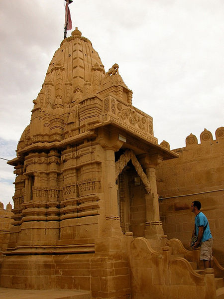 File:Lodurva-Jain-Temple.jpg