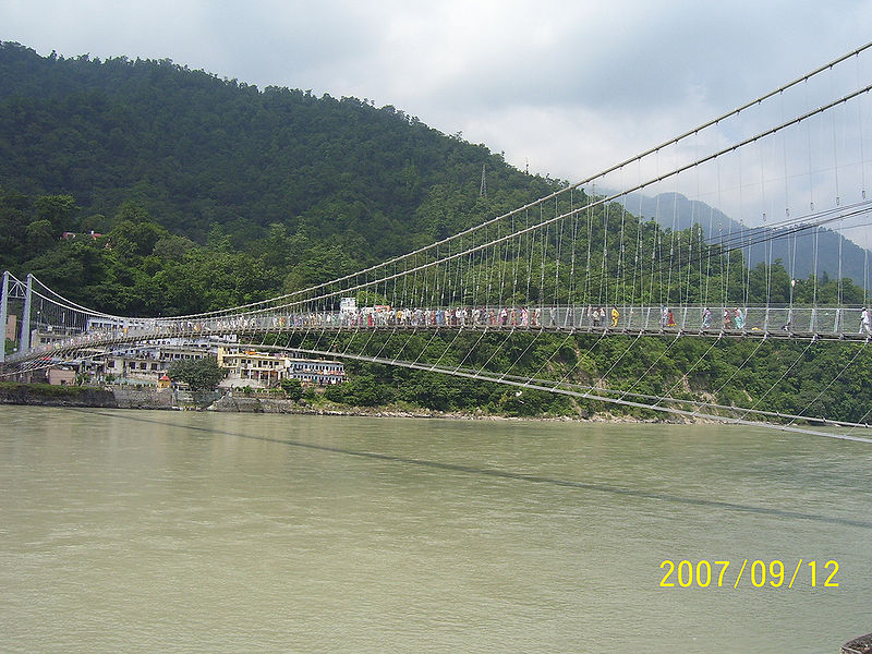 File:Rishikesh-Pauri Garhwal.jpg