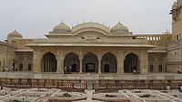 शीश महल