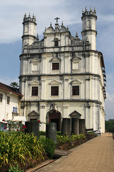 File:Saint-Francis-Church-Assisi-Goa-1.jpg