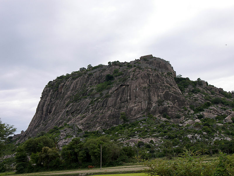 File:Gingee-Fort-1.jpg