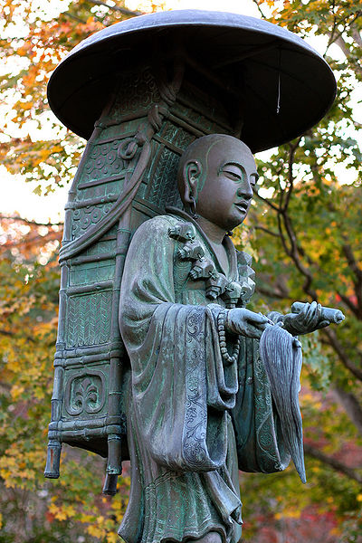 File:Statue-Of-Xuanzang.jpg