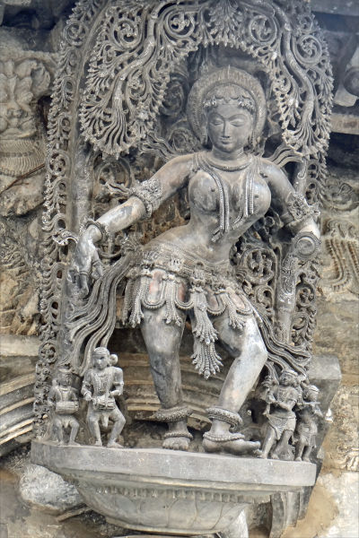 File:Salabhanjika.jpg