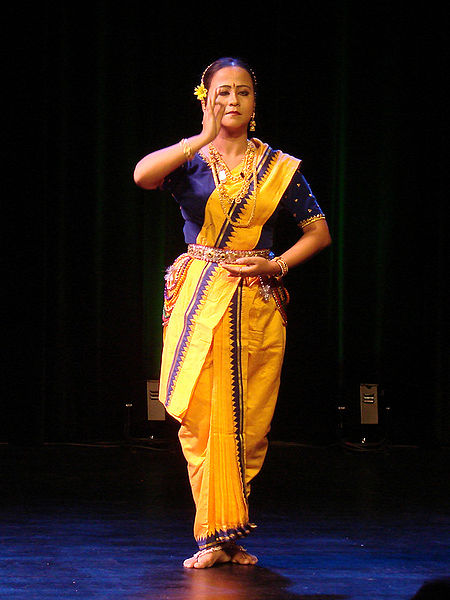 File:Manipuri-Sari.jpg