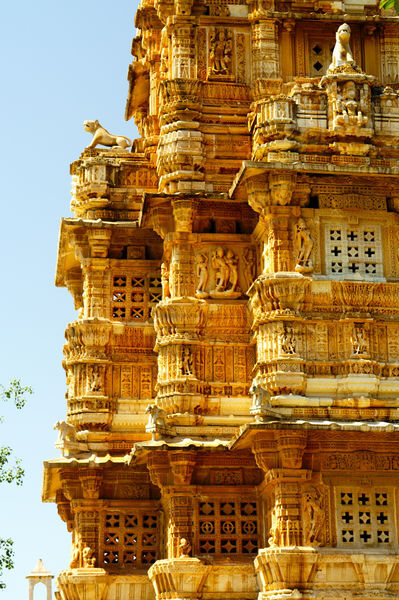 File:Vijay-Stambh-Chittorgarh-4.jpg