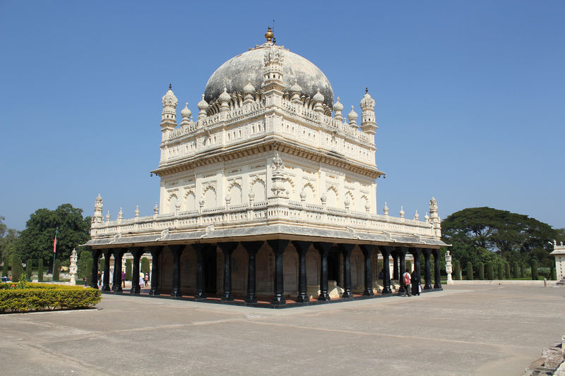 File:Gumbaz-Srirangapatnam.jpg