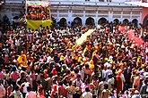होली, दाऊजी मन्दिर, बलदेव
