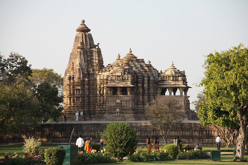 File:Chitragupta-Temple-Khajuraho.jpg