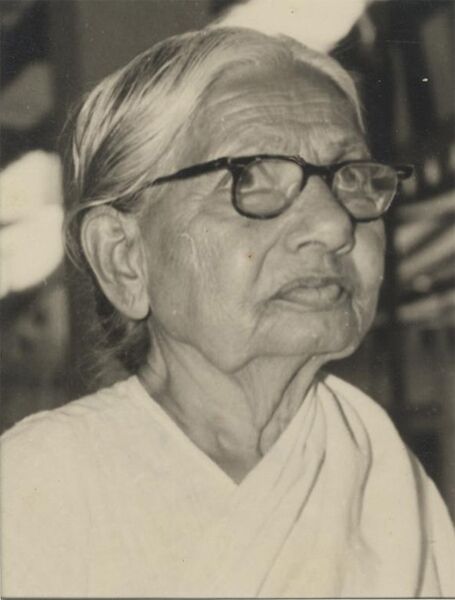 File:Kamalabai-Hospet.jpg