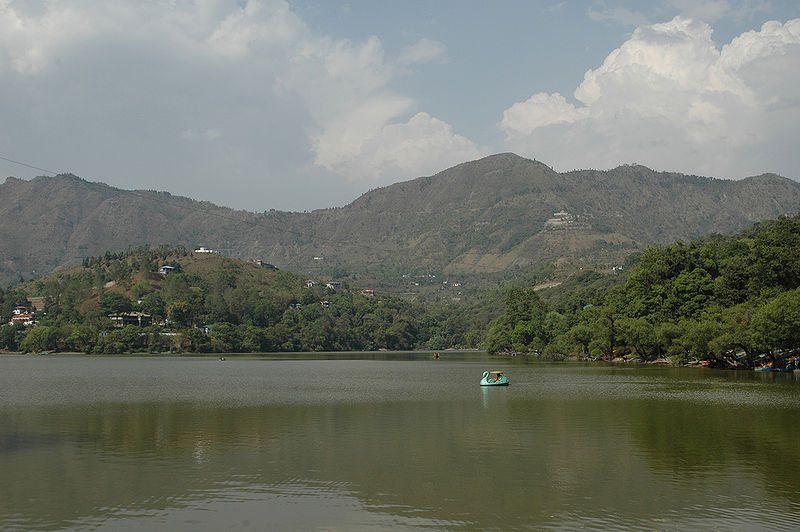 File:Naukuchia-Tal.jpg