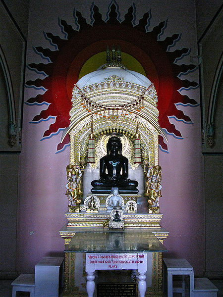 File:Jain-Temple-Sarnath.jpg