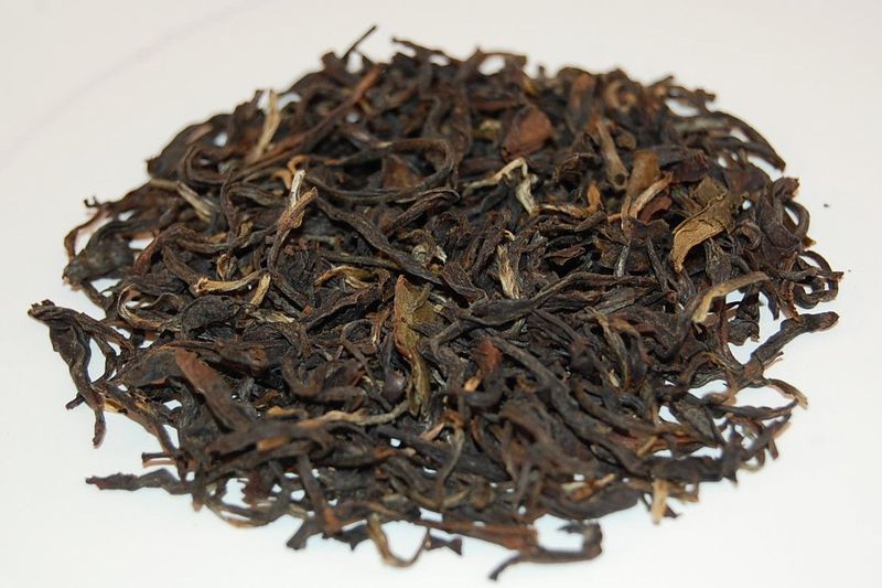 File:Oolong-Tea.jpg
