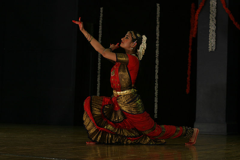 File:Bharatnatyam-4.jpg