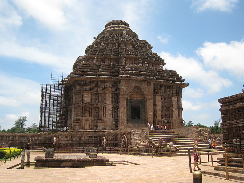 File:Sun-Temple-Konark-11.jpg