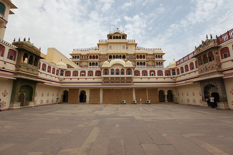 File:City-Palace-Jaipur-2.jpg