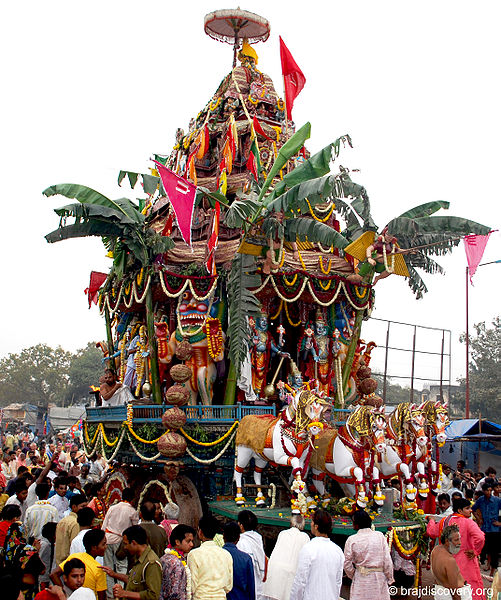 File:Rath-Yatra-Rang-Ji-Temple-Vrindavan-Mathura-5.jpg