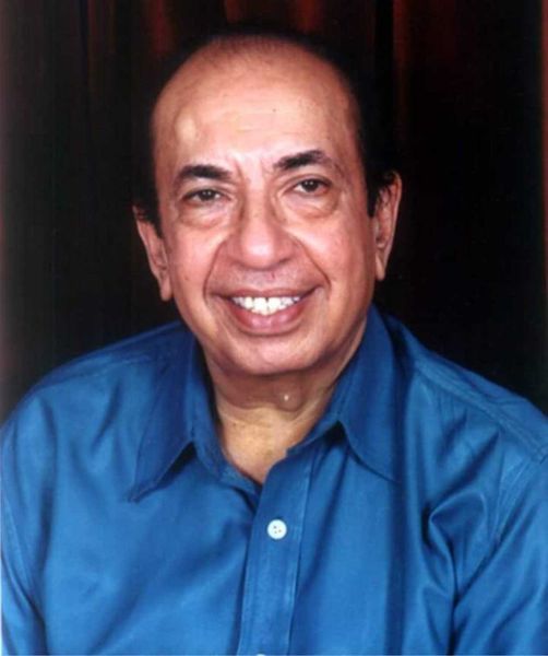 File:Mahendra-Kapoor-1.jpg