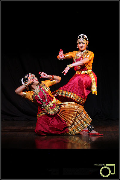 File:Bharatanatyam-Dance.jpg