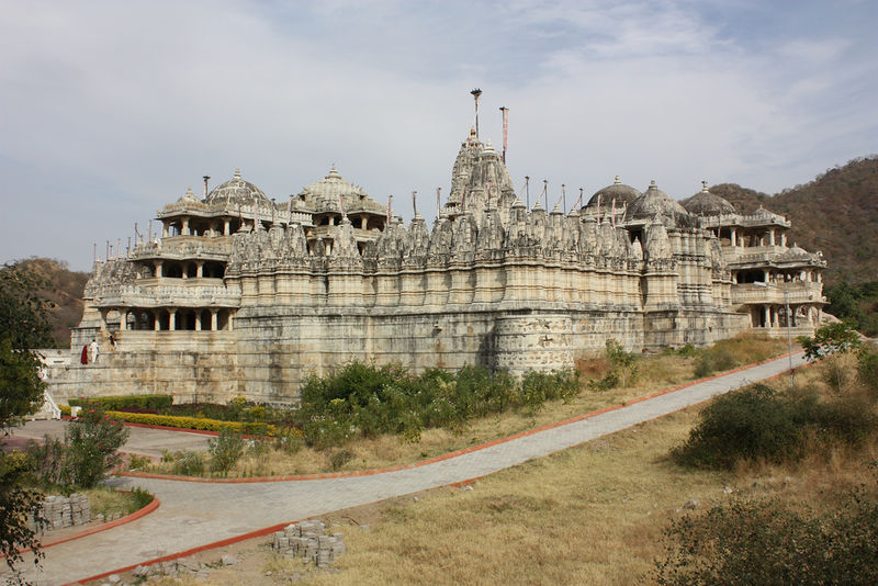 File:Ranakpur-Jain-Temple-8.jpg