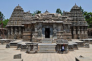 Chennakesava-Temple-2.jpg