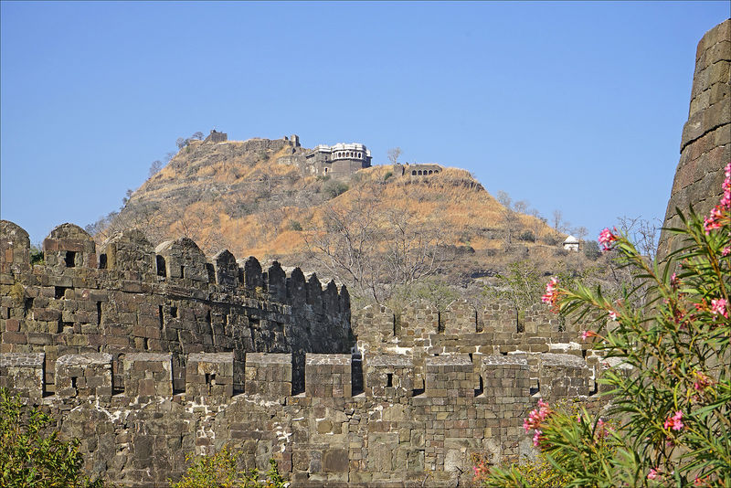File:Daulatabad-Fort-1.jpg