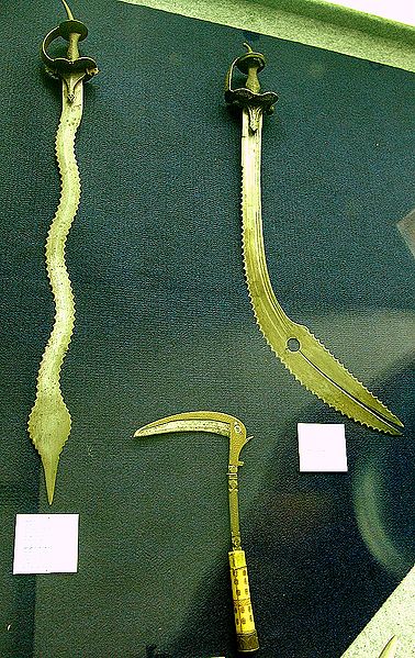 File:Swords-National-Museum-Delhi.jpg