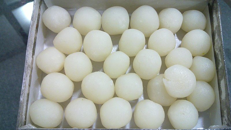 File:Rasogolla-Kolkata-1.jpg