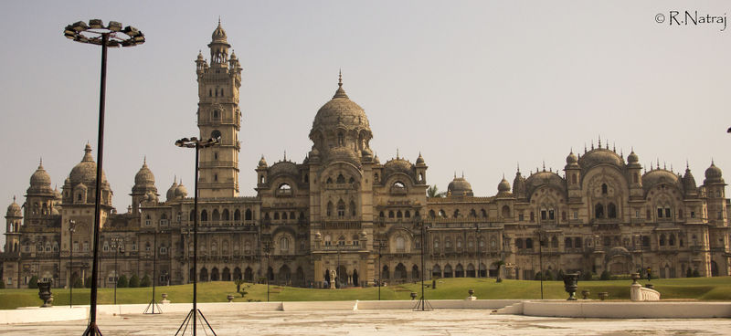 File:Laxmi-Vilas-Palace-Vadadora-1.jpg