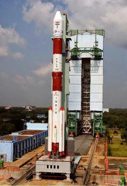 File:PSLV-C25.jpg