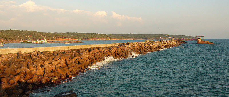 File:Vizhinjam-Harbour.jpg