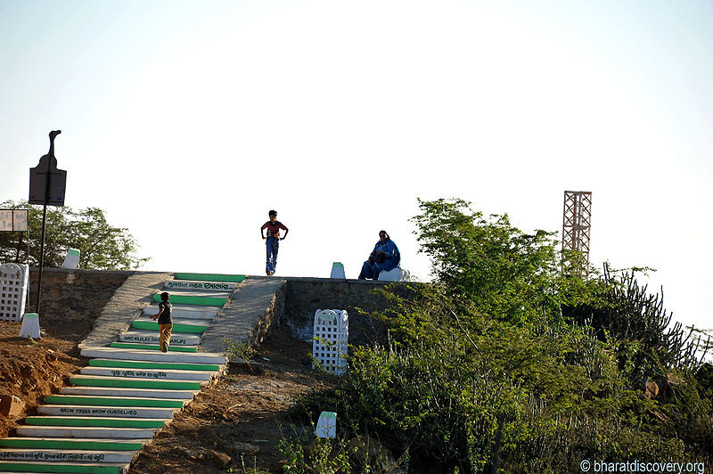 File:Kutch-Desert-Wildlife-Sanctuary-9.jpg