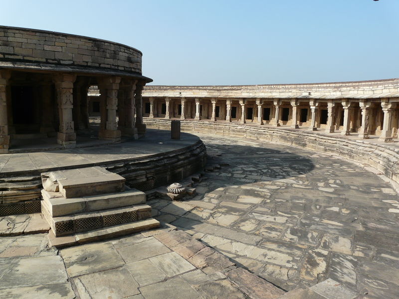 File:Chausath-Yogini-Temple.jpg