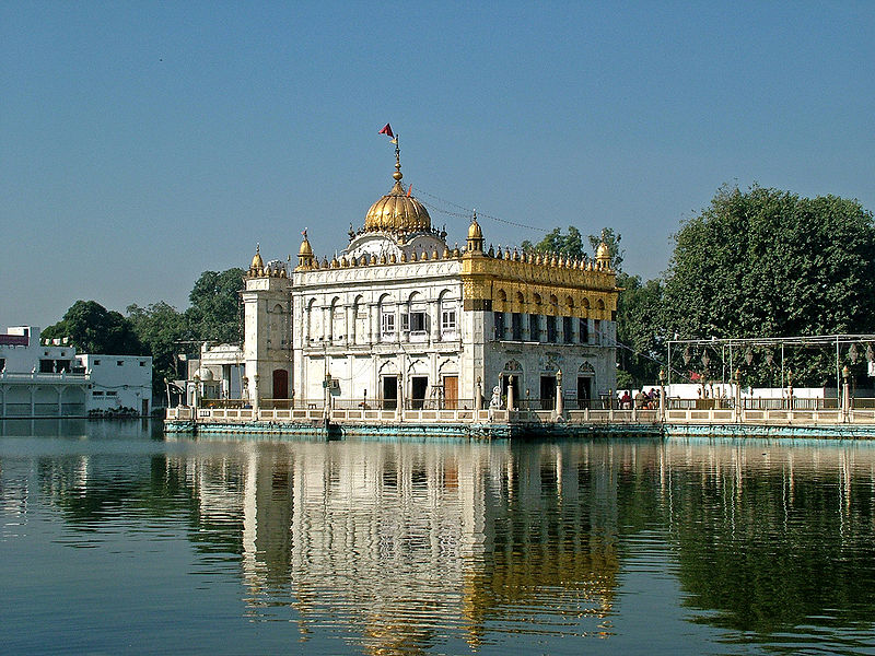 File:Durgiana-Temple.jpg