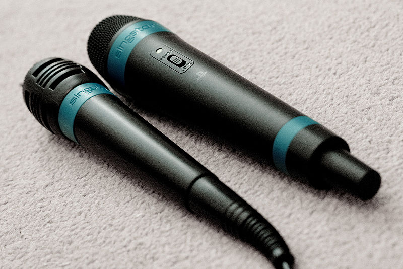 File:Microphone.jpg